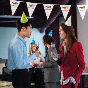 Wimpellijnen driehoek 20 x 30 cm